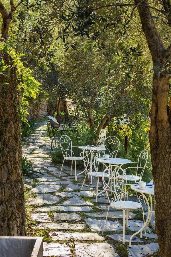 Agriturismo L'Adagio Badalucco Eksteriør billede